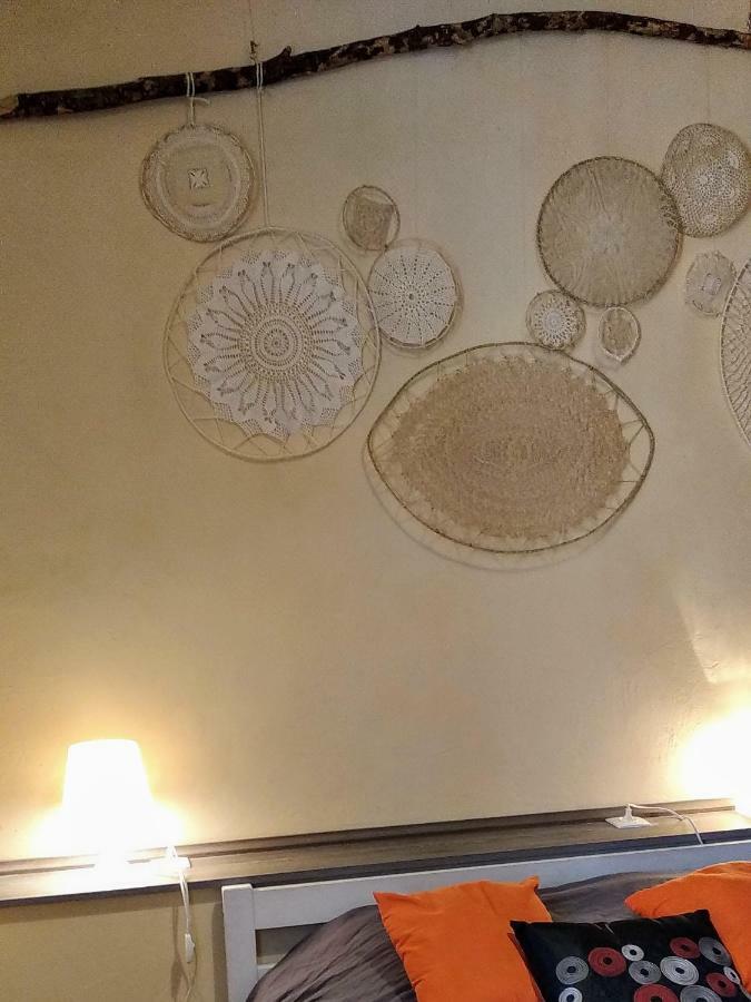 Le Nid Des Arenes Apartment Арл Екстериор снимка