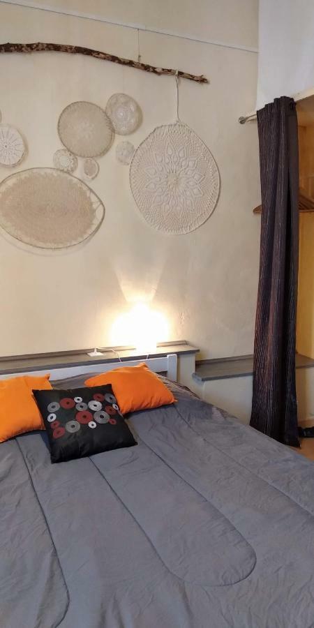 Le Nid Des Arenes Apartment Арл Екстериор снимка