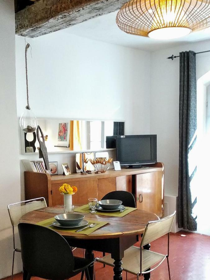 Le Nid Des Arenes Apartment Арл Екстериор снимка